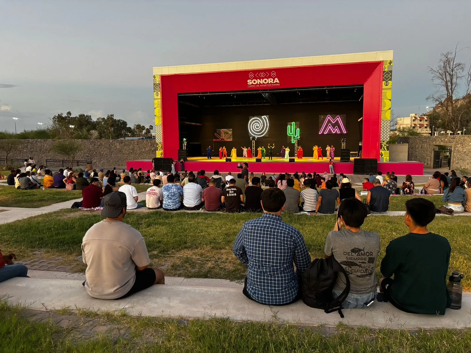 Actividades culturales y ambientales reúnen a familias en Bosque Urbano La Sauceda