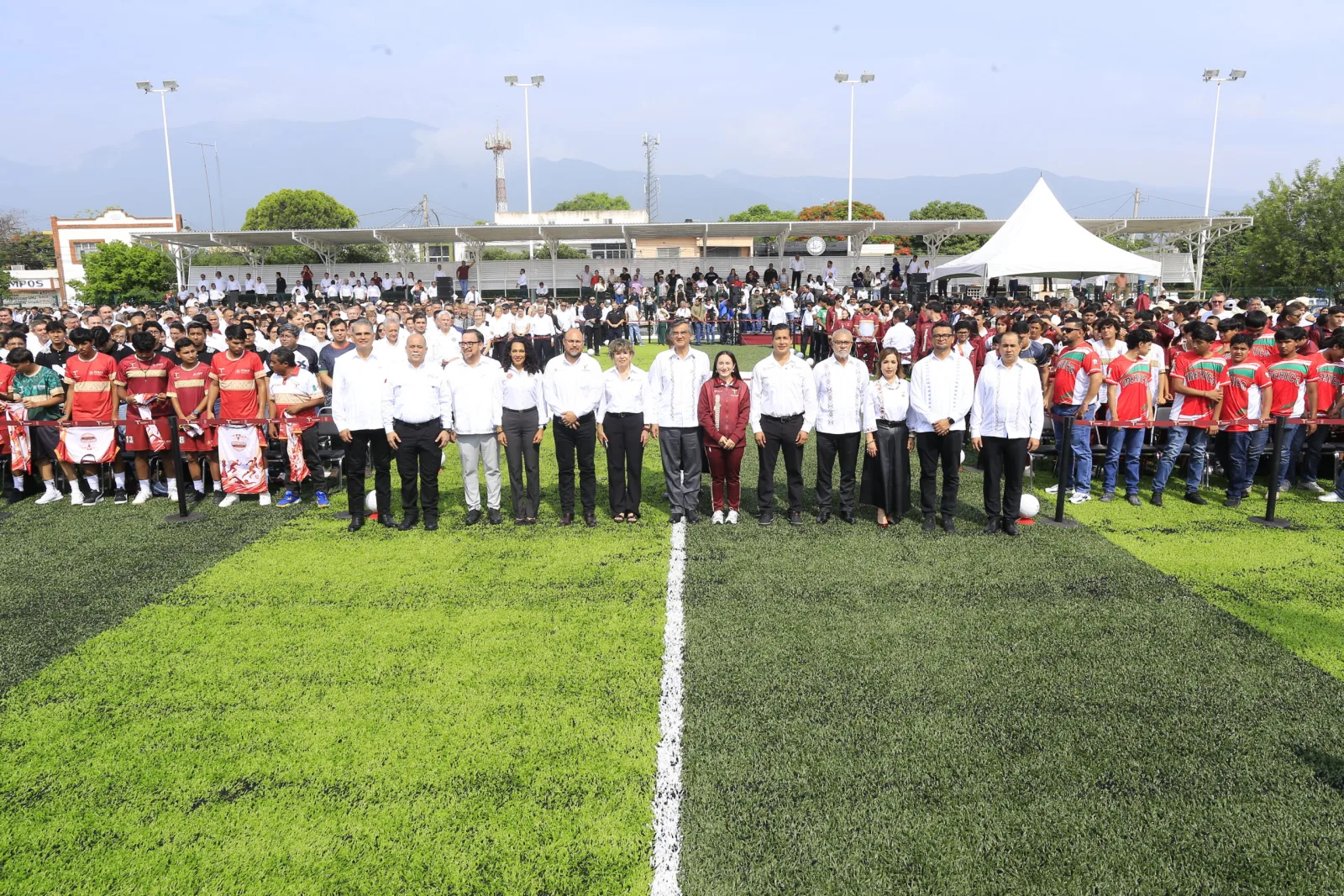 Américo Villarreal destaca a medallistas de Olimpiada Nacional y promueve infraestructura deportiva