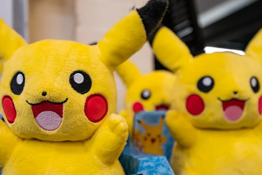 Casio celebra 30 años de Pokémon con un reloj G-SHOCK exclusivo que destaca la cola de Pikachu