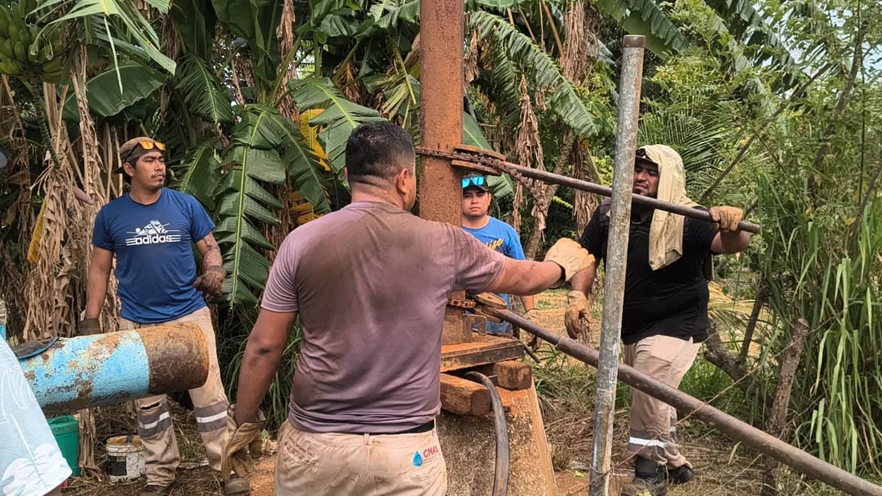 CMAS mejora el abastecimiento de agua con renovación de equipos en 13 pozos de Coatzacoalcos