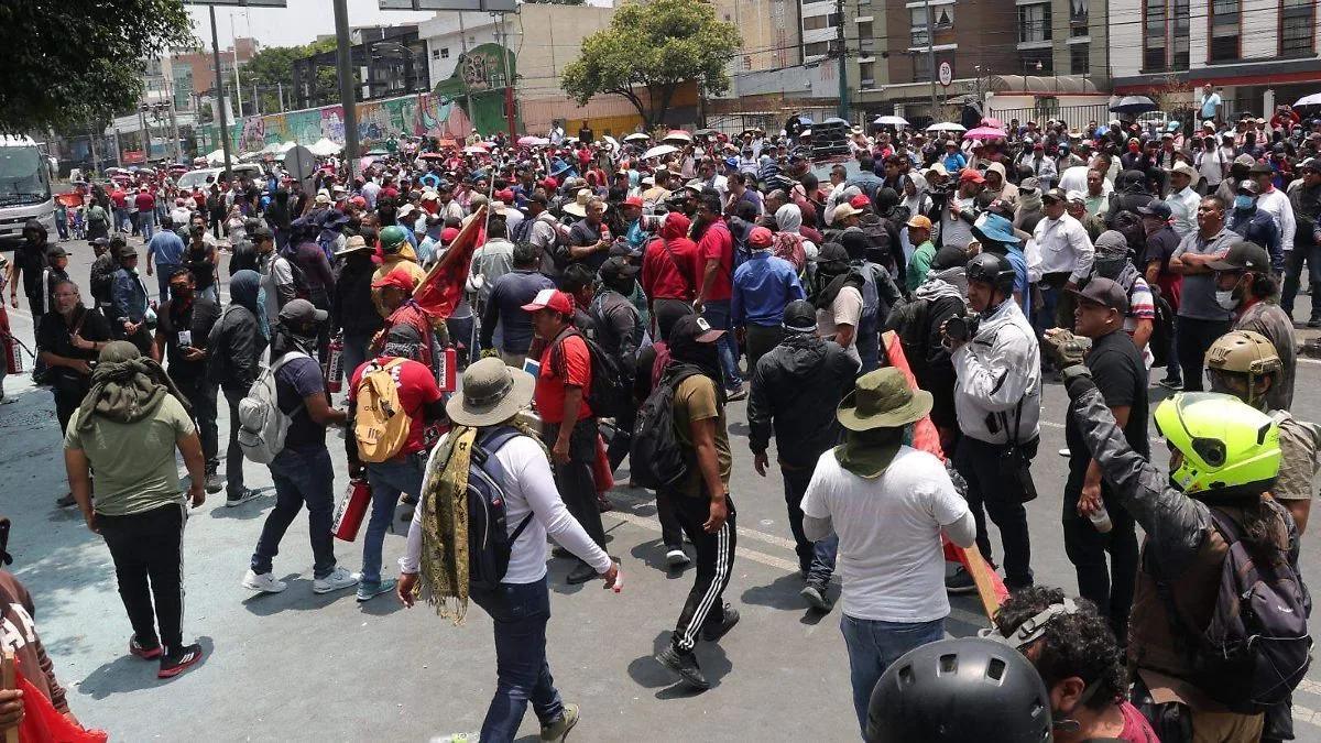 CNTE bloquea casetas clave y mantiene protestas en CDMX tras más de una semana