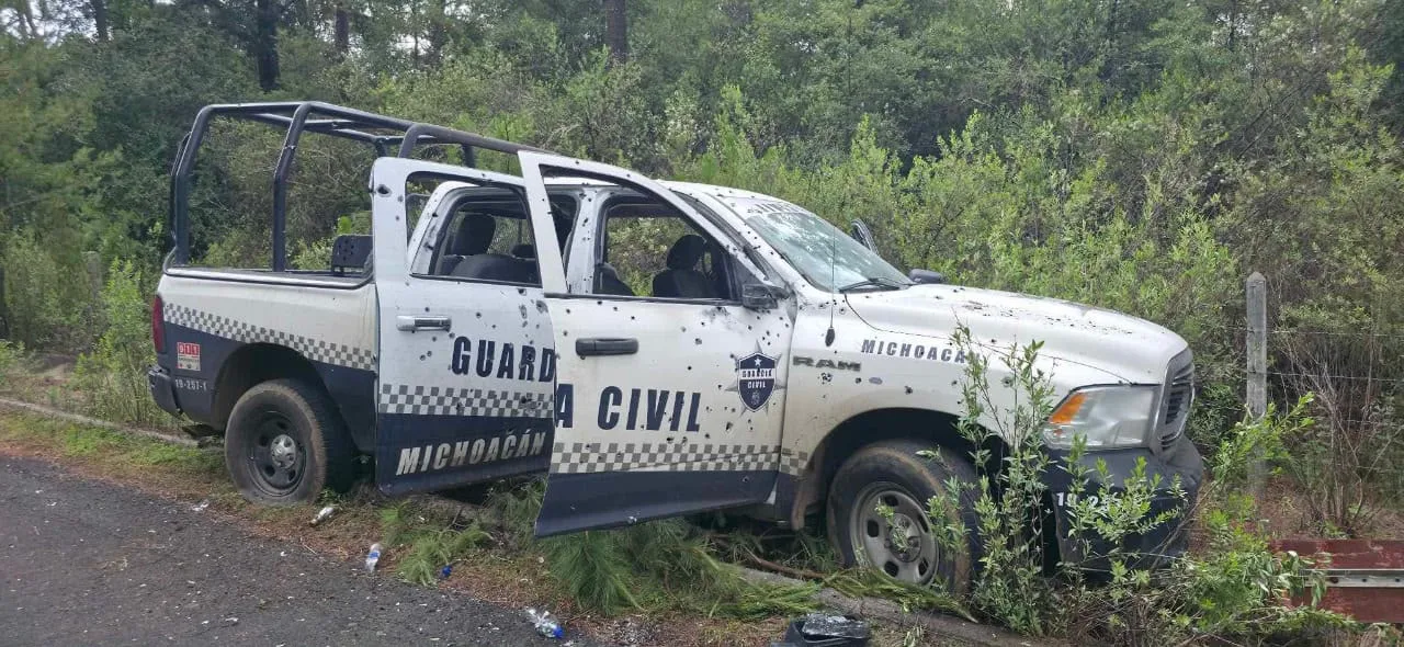 Cuatro policías de Michoacán permanecen hospitalizados tras ataque en Nahuatzen