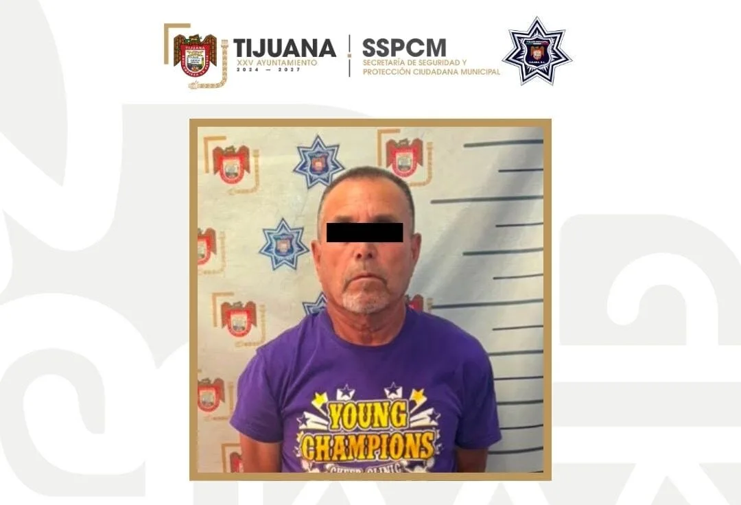 Detienen a hombre por falsificar documentos de vehículo e intentar soborno en Tijuana