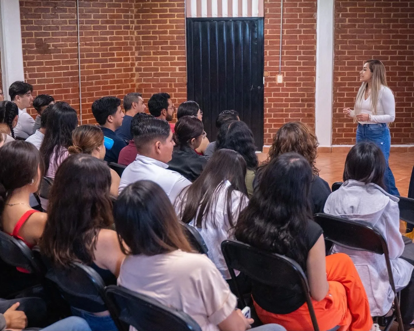 Diputada impulsa Parlamento Juvenil Incluyente para fortalecer la participación juvenil en Zitácuaro