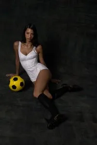 Dolce & Gabbana y Diadora reimaginan el icónico tenis Brasil como símbolo de estilo y deporte