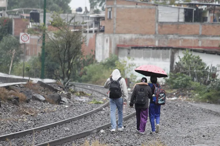 Dos sistemas de baja presión en el Pacífico podrían convertirse en ciclones y generar lluvias intensas