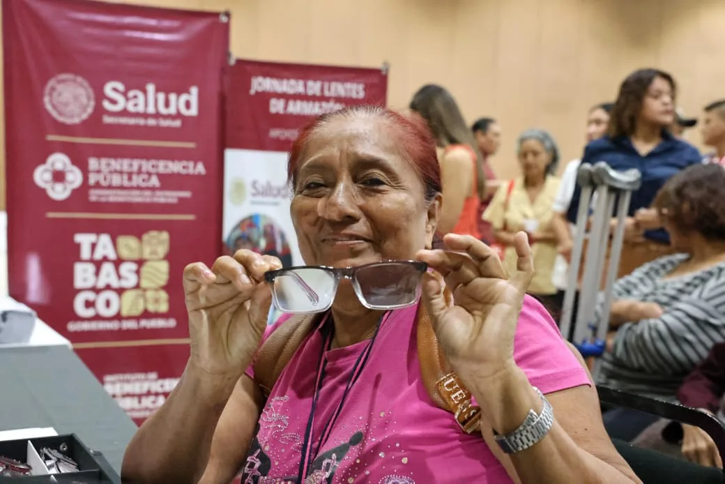Entregan más de 2,300 apoyos para mejorar calidad de vida de personas con discapacidad en Tabasco