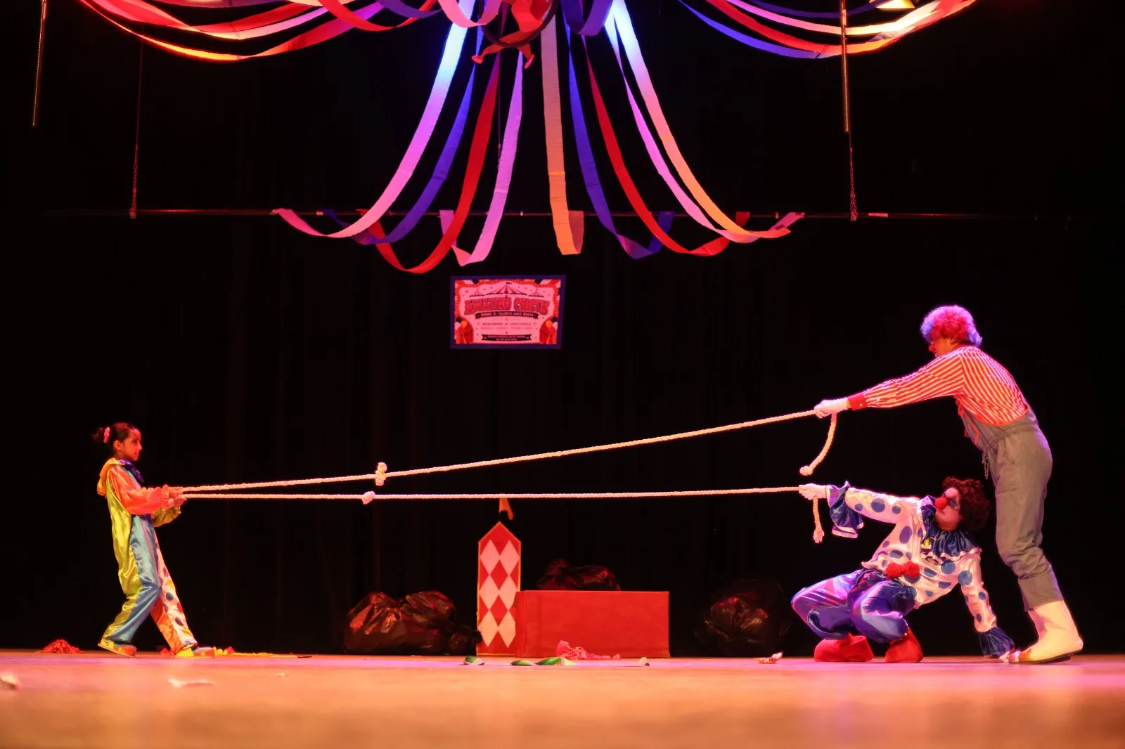 Festival Amazing Circus cierra cursos de la Academia Municipal de las Artes en Juárez