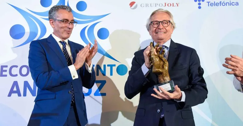 Guillermo Antiñolo, reconocido por su aportación pionera en medicina desde Andalucía