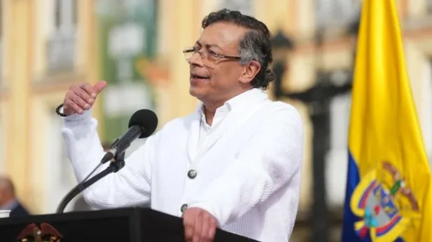 Gustavo Petro rechaza resultados preliminares y denuncia irregularidades en elecciones colombianas