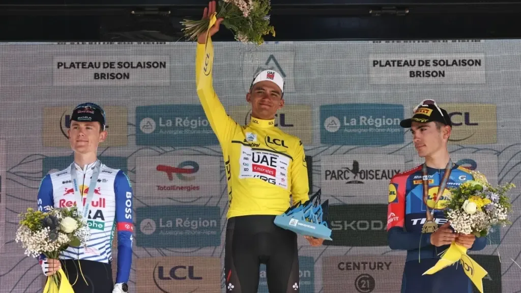 Isaac Del Toro se impone en el Tour de Auvernia-Ródano-Alpes tras una última etapa decisiva