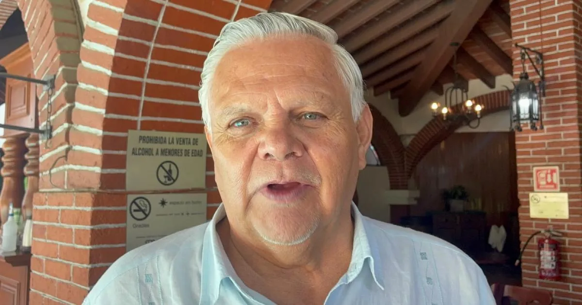 Javier García regresa tras tres semanas y confirma que seguirá en el gabinete estatal