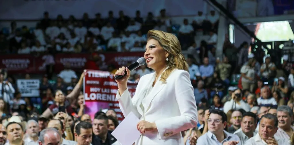 Lorenia Valles destaca avances legislativos y compromiso con Sonora en su segundo informe