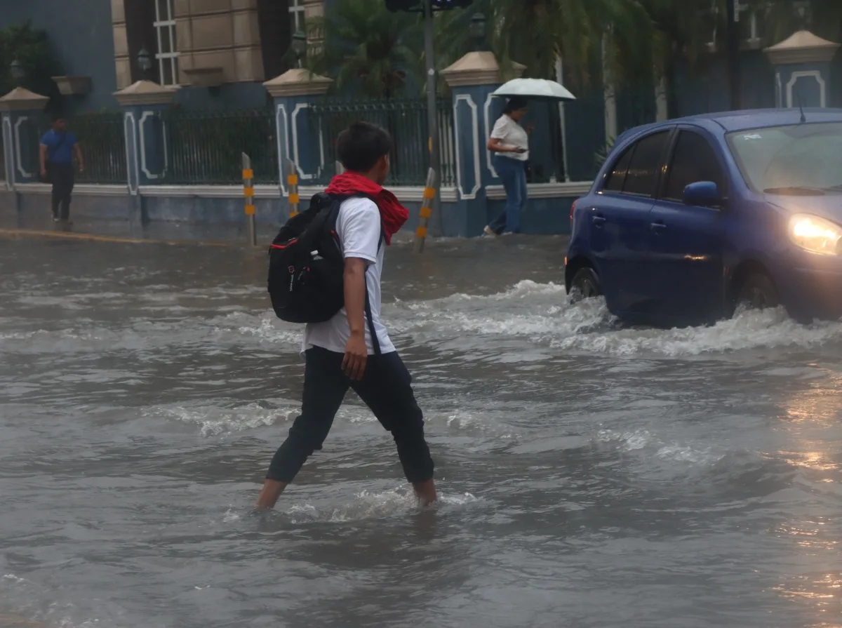 Mérida y Yucatán enfrentan riesgos significativos por lluvias extremas y posibles inundaciones