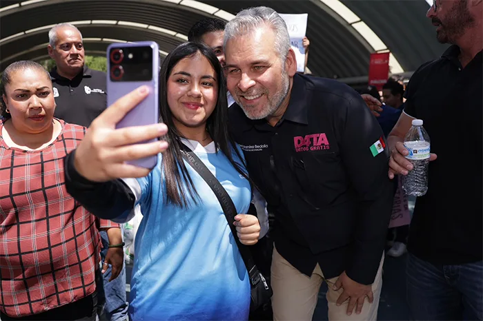 Michoacán busca consolidar el acceso gratuito a internet para estudiantes en la constitución estatal