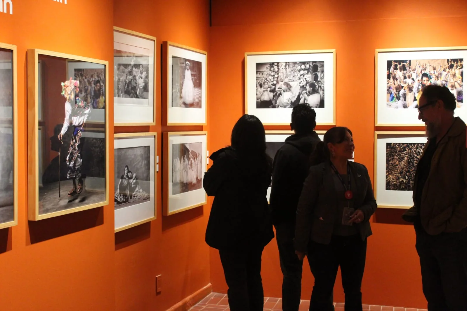 Morelia presenta en Coyoacán exposición fotográfica que destaca su patrimonio cultural