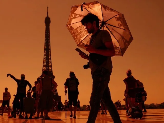 París enfrenta una ola de calor extrema que altera la vida cotidiana y la salud pública