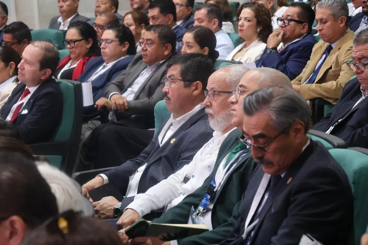 Rector de la UAT refuerza colaboración en Asamblea Nacional de ANUIES
