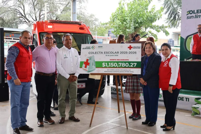 SEER entrega más de un millón de pesos para apoyar a Cruz Roja en San Luis Potosí