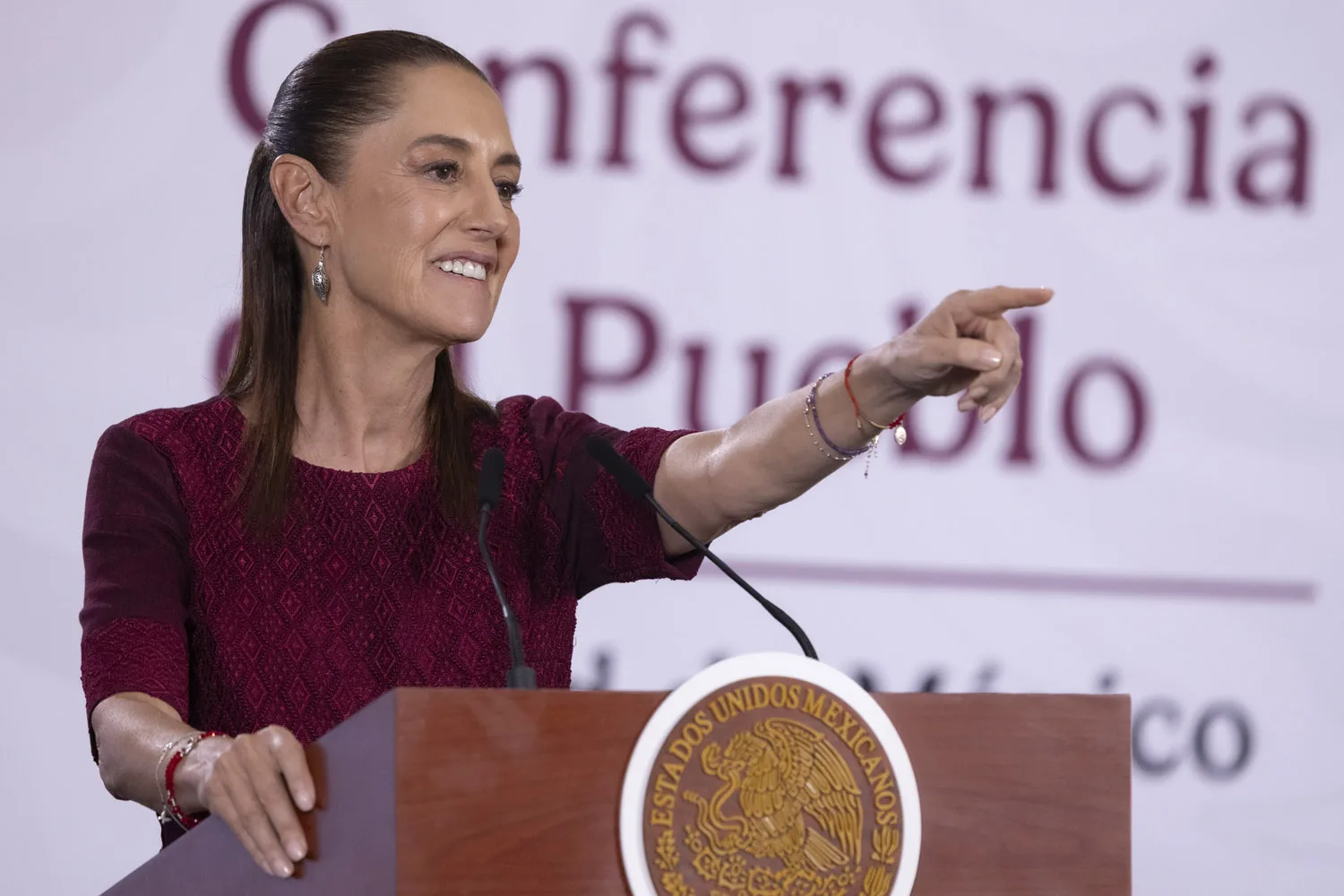 Sheinbaum agradece apoyo de AMLO y asegura sentirse tranquila ante presiones políticas
