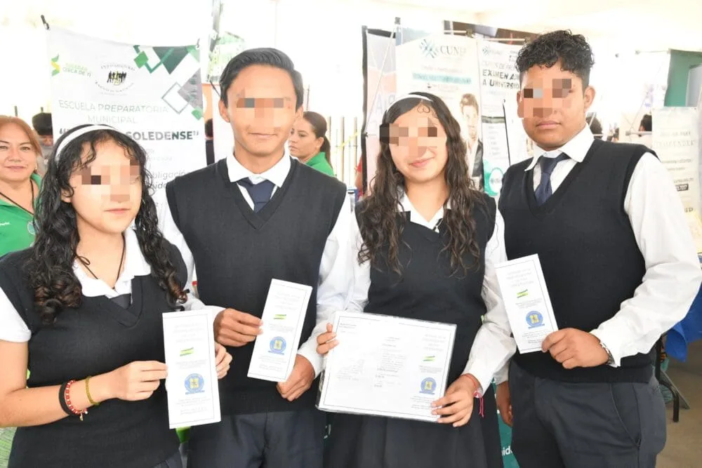 Soledad impulsa el acceso a la educación con becas y descuentos en bachilleratos y universidades