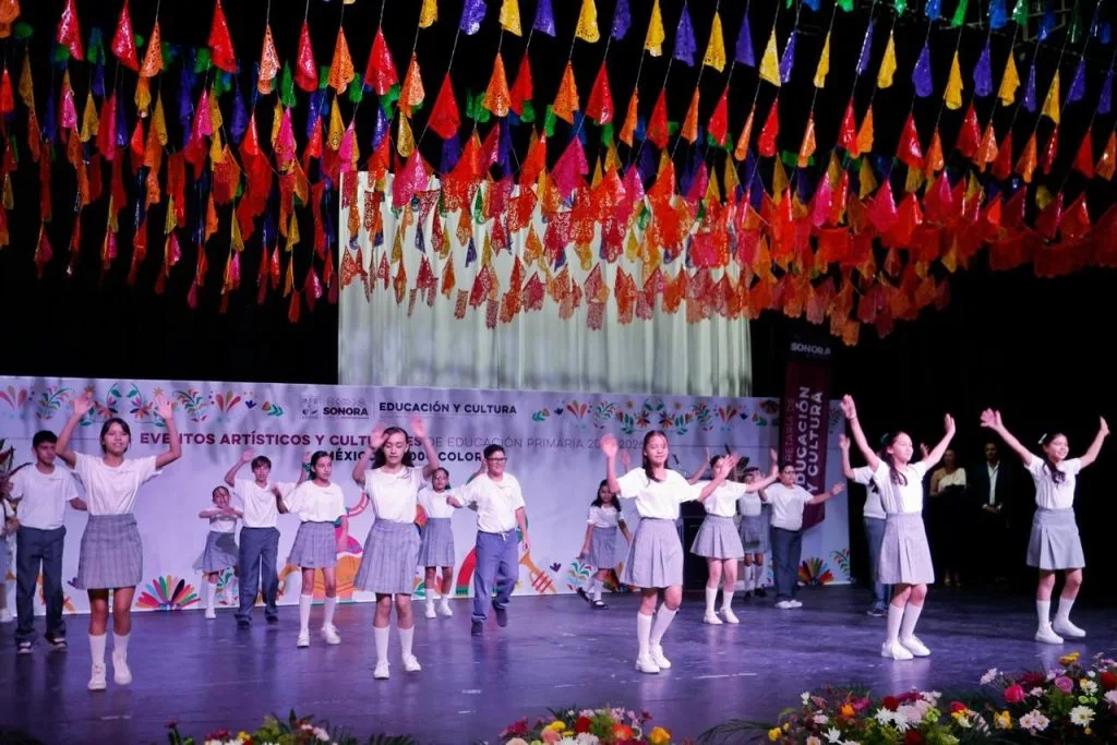 Sonora impulsa la educación integral mediante eventos artísticos y culturales en primaria
