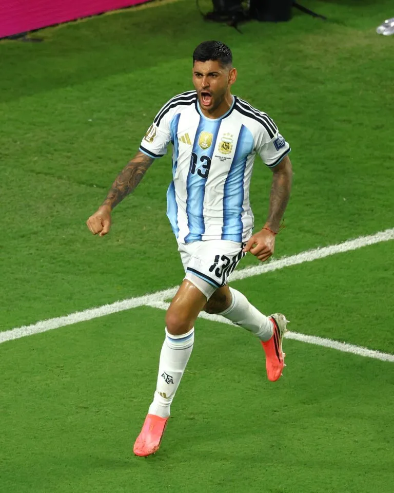 Argentina busca mantener su invicto ante Egipto en los octavos de final
