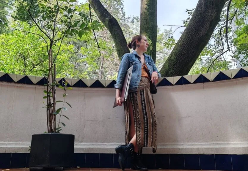 Artista chihuahuense participa en destacado encuentro internacional de pintura y literatura en Madrid