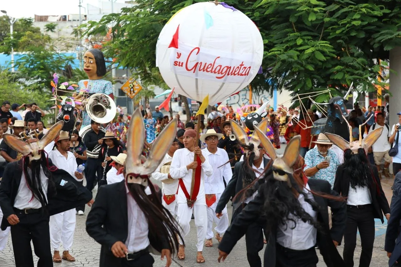 Cancún celebra la cultura oaxaqueña con música, danza y tradiciones en Guelaguetza 2026