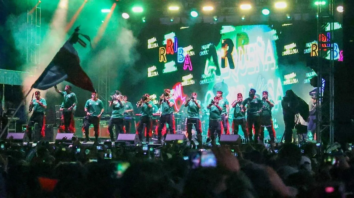 Celebración masiva en CDMX tras el triunfo de México en el Mundial