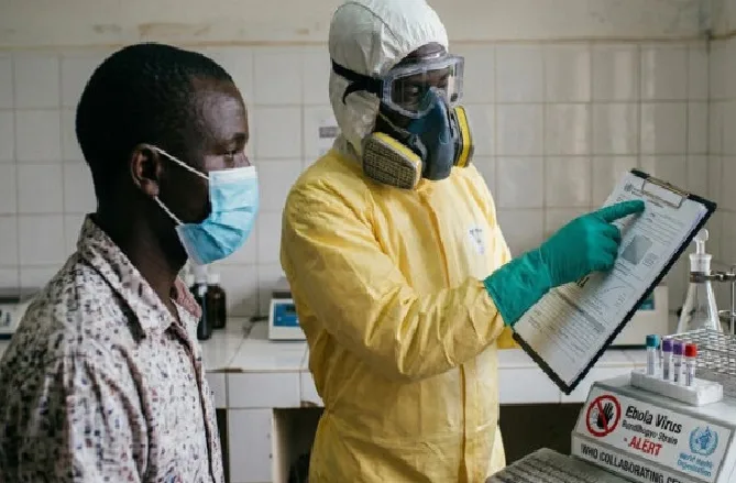 Comienza en Congo ensayo clínico de dos tratamientos contra variante del ébola