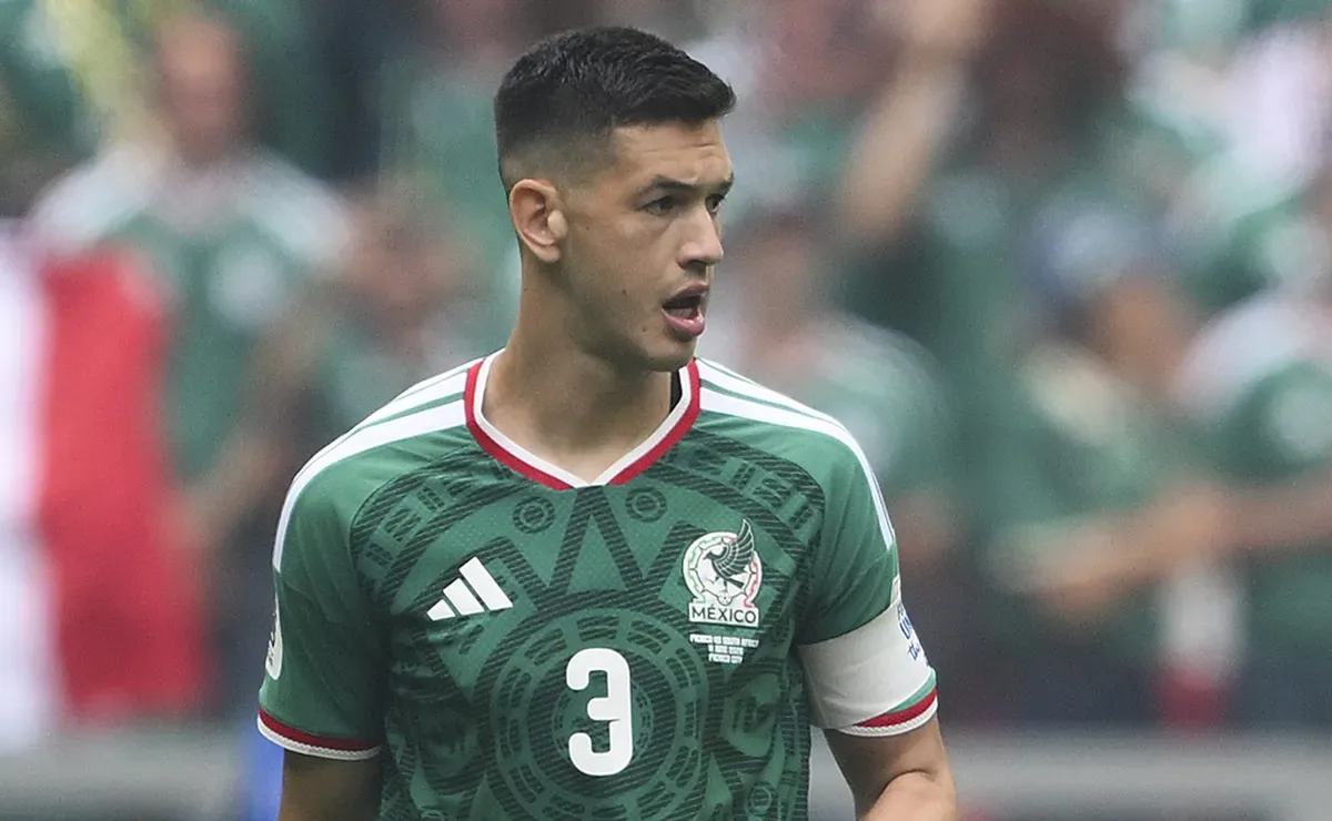 Cruz Azul avanza en la negociación para fichar a César Montes en próximo torneo
