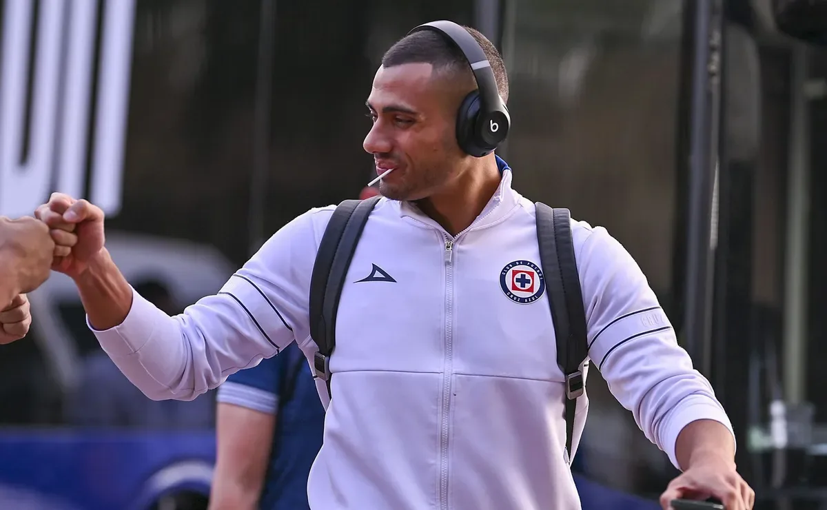 Cruz Azul se prepara para el Apertura 2026 con fichajes y salida de Giakoumakis