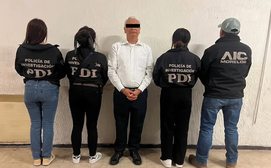 Detienen a exdirector de Pemex por denuncia de violencia familiar en Morelos