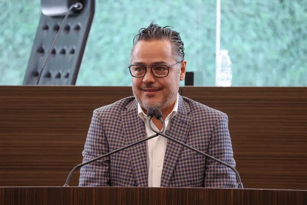 Diputado Correa exige a CFE atender crisis eléctrica que afecta a Querétaro