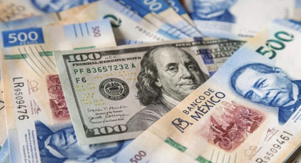 El dólar en México marca ligera alza y registra cotizaciones diversas en bancos
