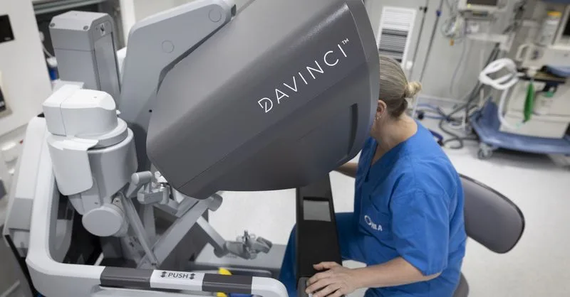 El Grupo HLA amplía la cirugía robótica en Andalucía con nuevas tecnologías Da Vinci