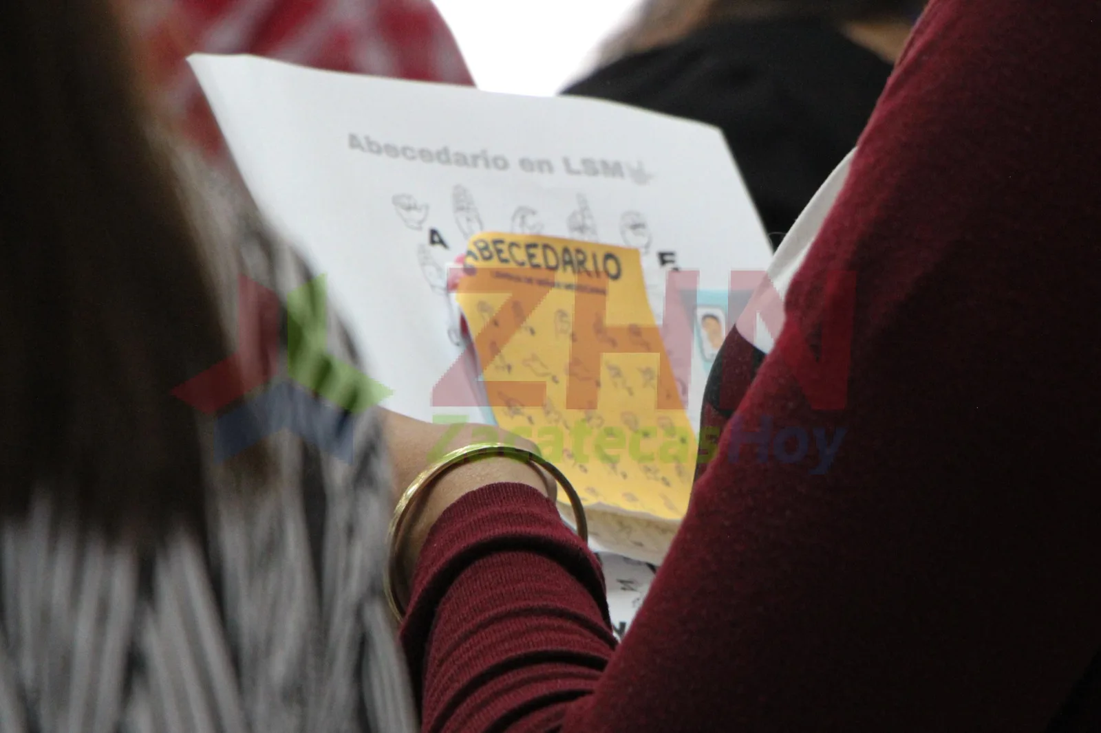 Funcionarios de Guadalupe se capacitan en lengua de señas para mejorar la atención ciudadana