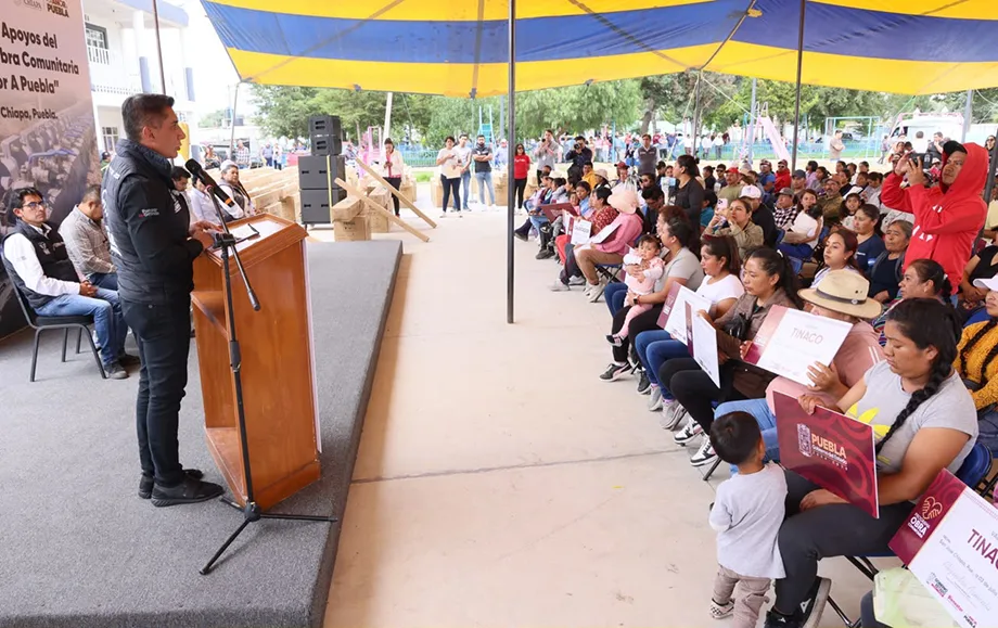 Gobierno estatal refuerza apoyo social y educativo en San José Chiapa