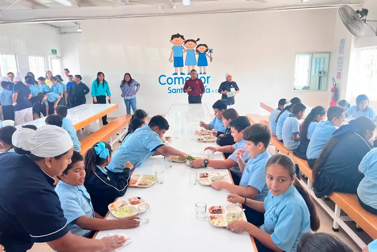 Gobierno municipal fortalece colaboración con asociaciones civiles para apoyar sectores vulnerables