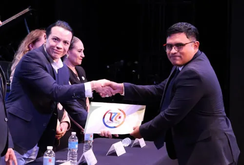 Graduación de 249 nuevos docentes fortalece la educación en San Luis Potosí