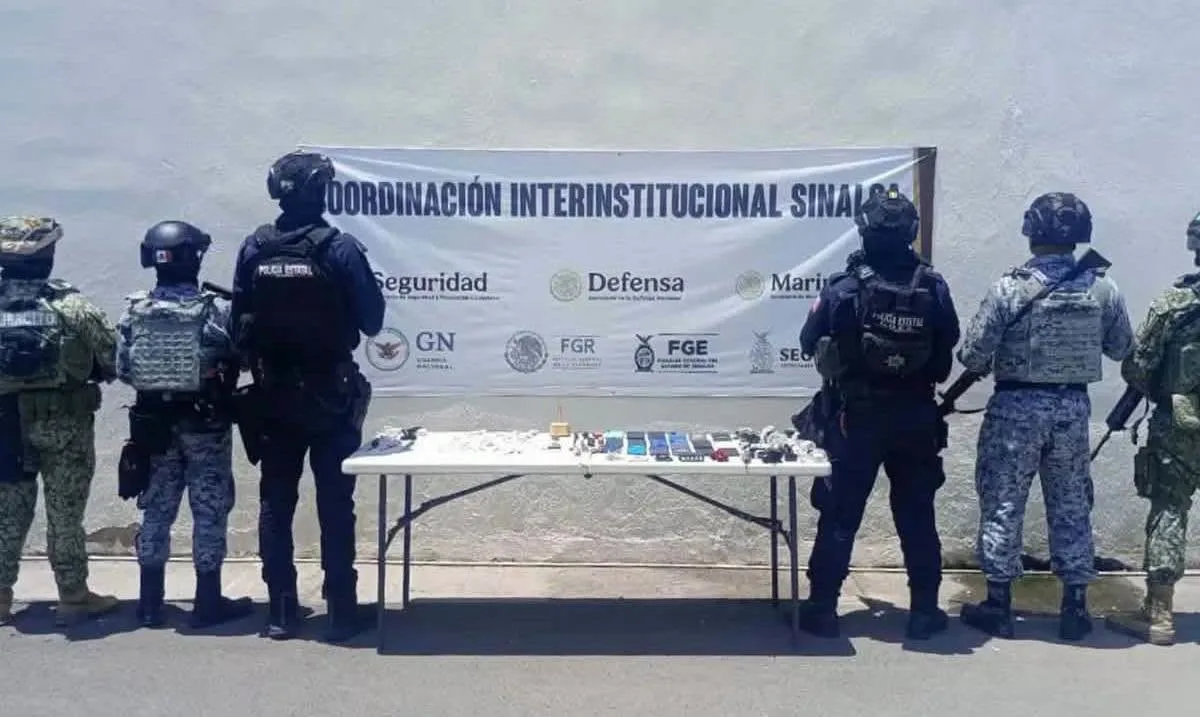 Incautan más de 60 objetos prohibidos, incluidos celulares, en penal de Culiacán