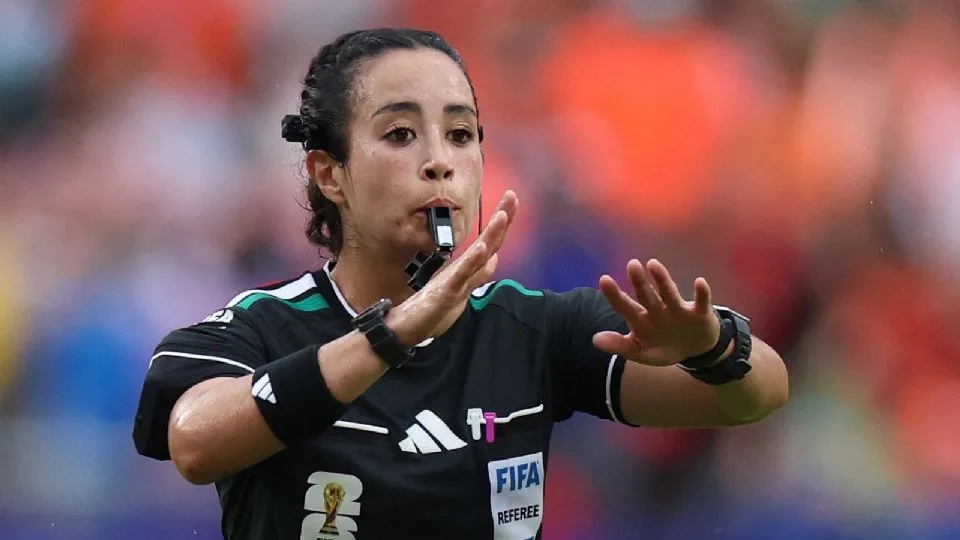 Katia Itzel García, árbitra mexicana, participará en el Argentina vs Cabo Verde de octavos de final