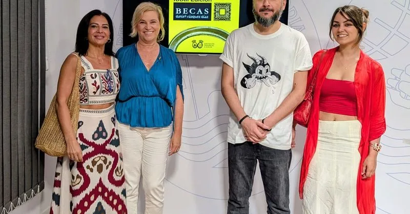 La Diputación de Huelva distingue a Laura Vinós y Erick Alcántara con las becas Daniel Vázquez Díaz