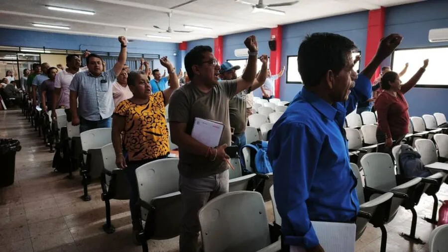 La Sección 22 pospone su Asamblea Estatal por falta de quórum con apenas un tercio de representantes