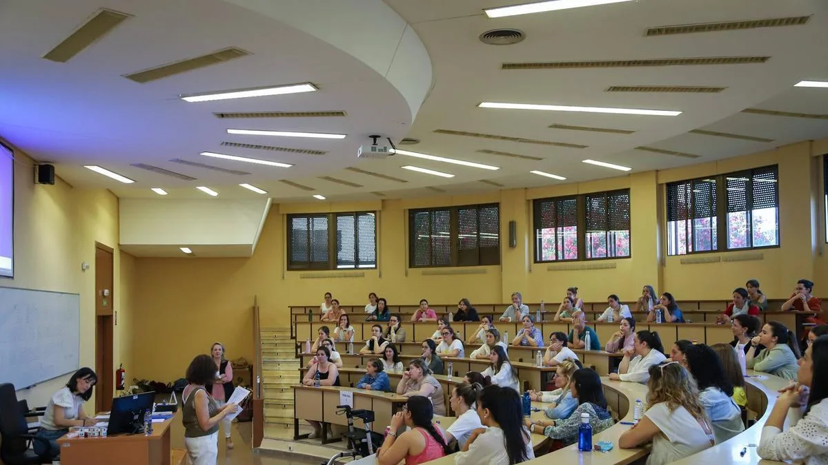 Más de 300 plazas para maestros en Extremadura con numerosos sobresalientes fuera de la lista provisional