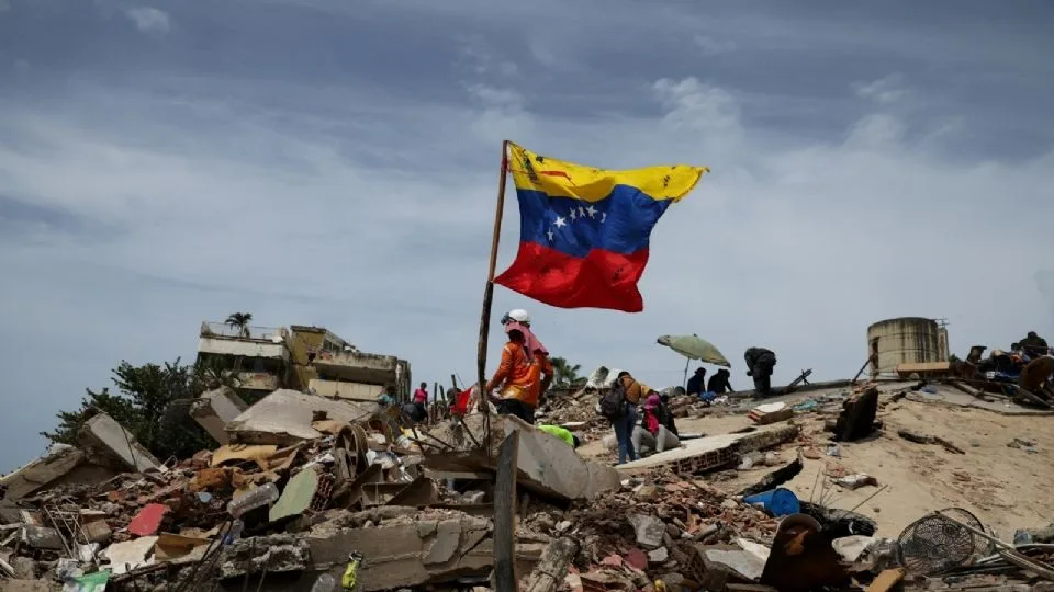 Más de 3.300 muertos y 17.000 desaparecidos tras el doble terremoto en Venezuela