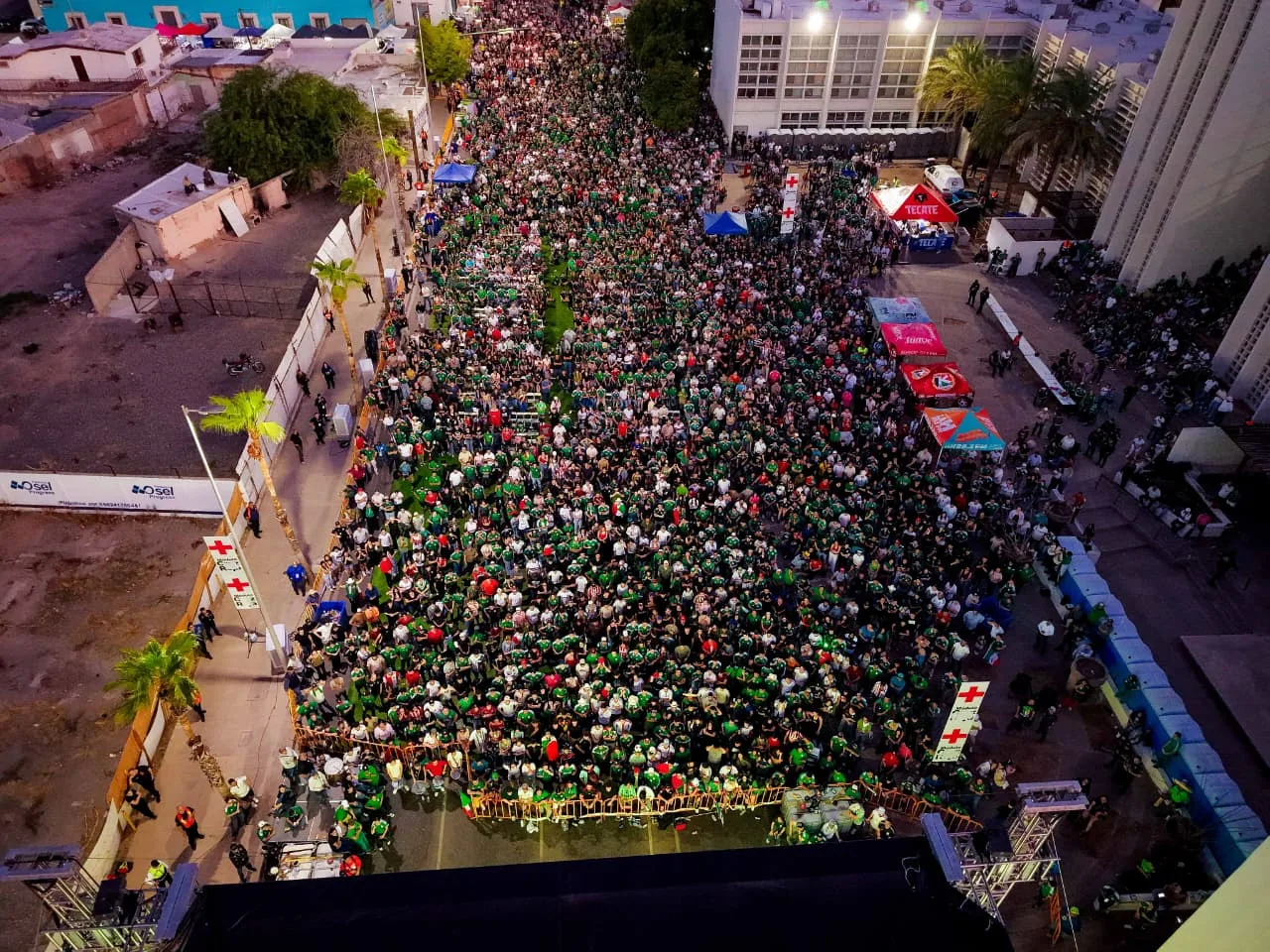 Más de 6,500 personas disfrutaron sin incidentes el partido México-Inglaterra en Hermosillo