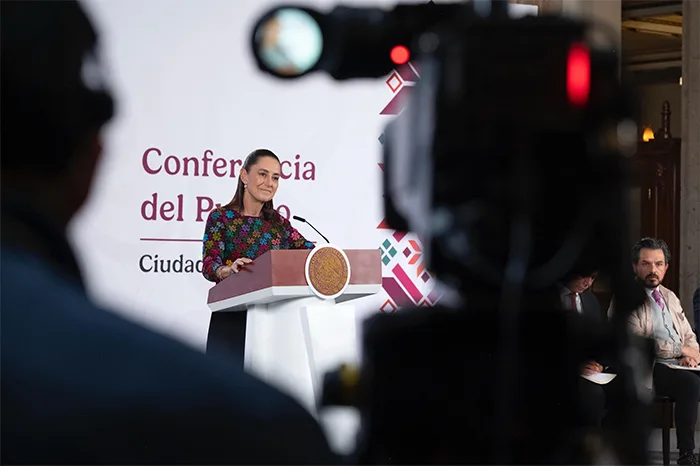México prepara acciones legales tras muerte de migrante mexicano a manos del ICE