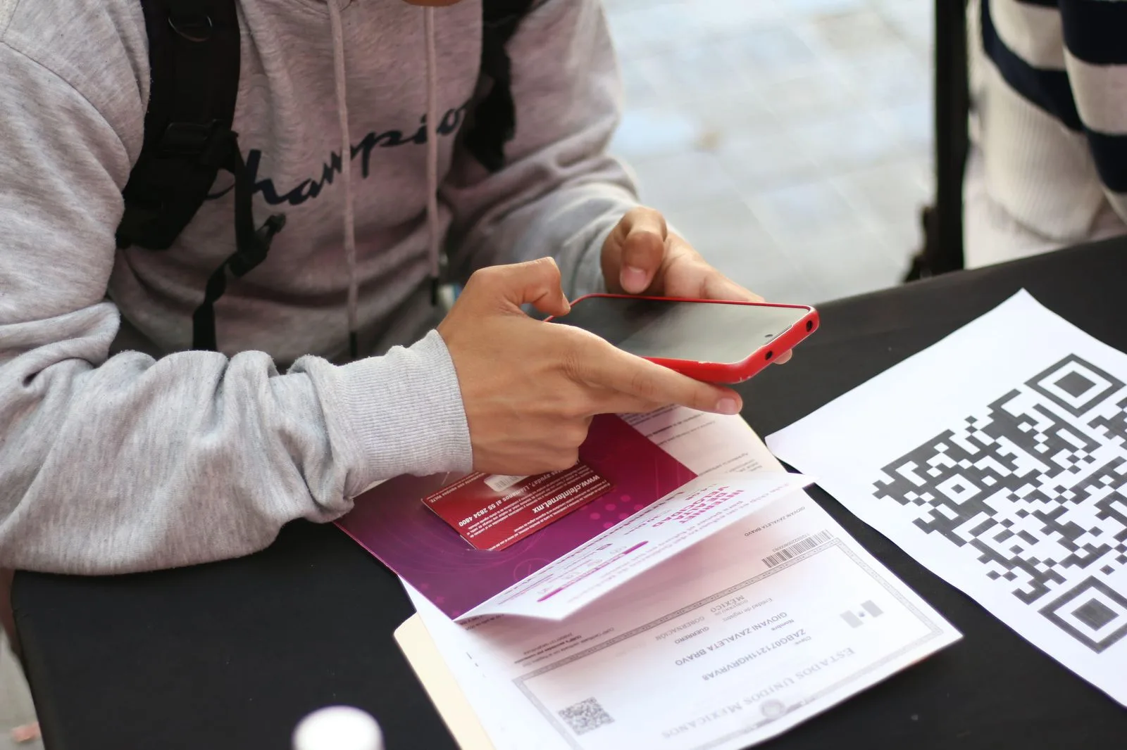 Michoacán constitucionaliza la conectividad estudiantil sin regulación de contenidos digitales
